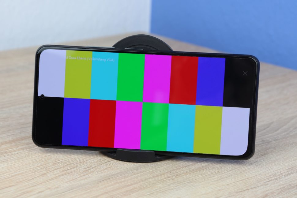 Poco F3 Display 1