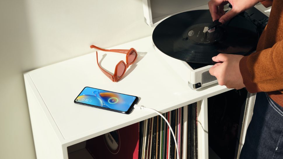 Oppo A74 Banner e1620245572700