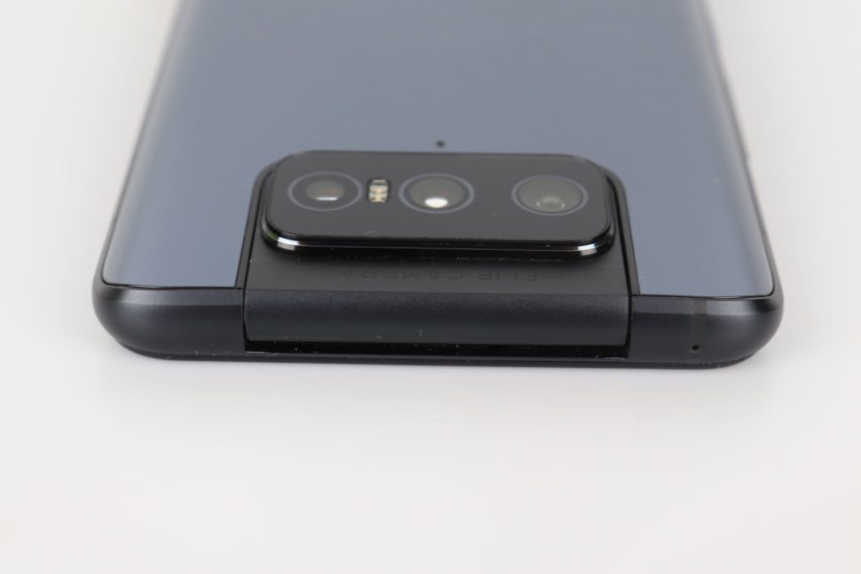 Asus Zenfone 8 Flip Verarbeitung 4