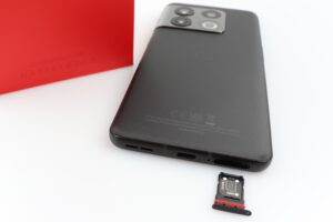 OnePlus 10 Pro Test Produkt SIM Slot