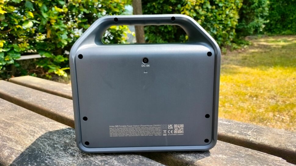 Anker 521 9