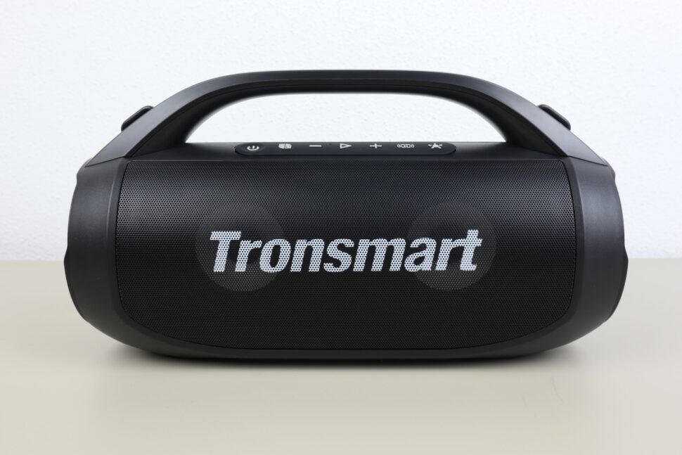 Tronsmart Bang SE Test Anschluesse Klappe 7