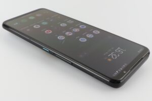 ASUS ROG Phone 7 Ultimate Test Produktfotos Design 1