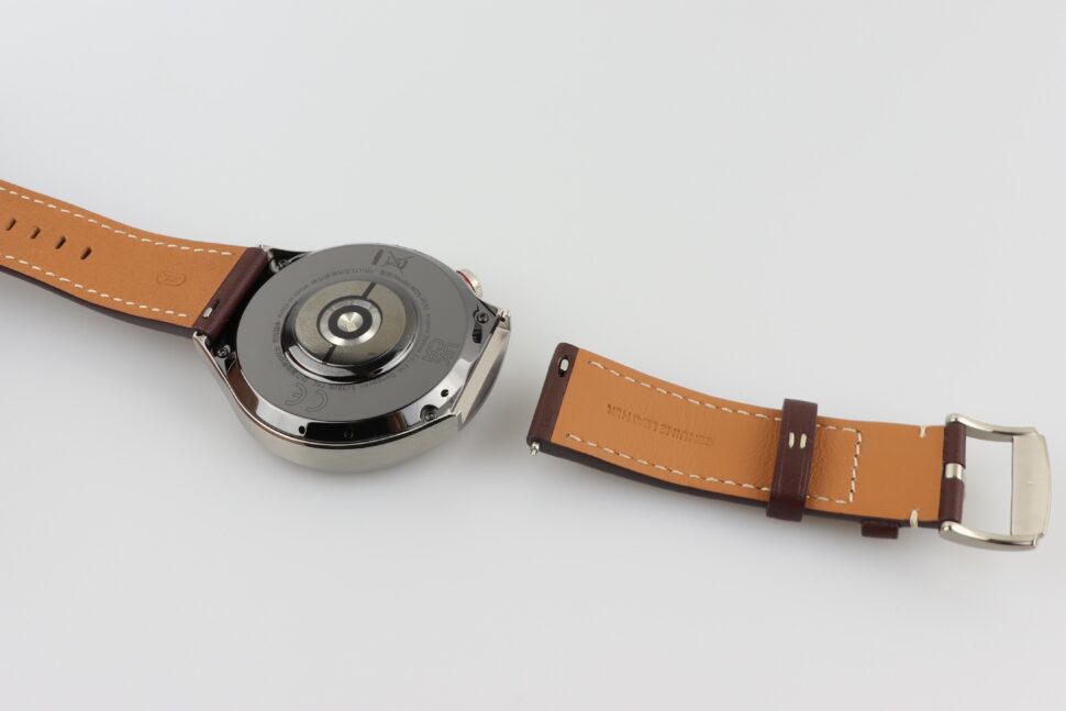 Huawei Watch 4 Pro Test Produktfotos Tragekomfort 1