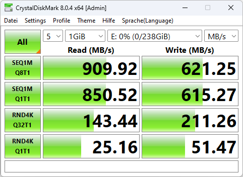 Geekom A7 Crystaldiskmark USB A 3 2 vorne rechts