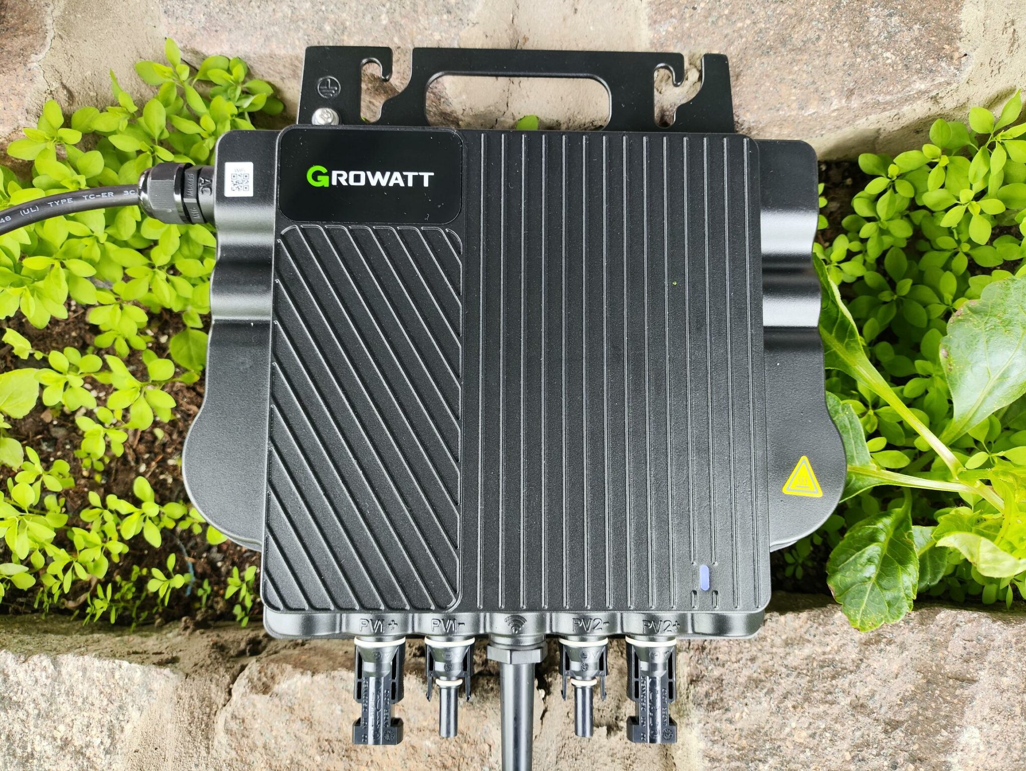 Micro Inverter Growatt NEO 800M-X Per Impianti Solari - 800W, 97.3% Efficienza, Doppio MPPT - Foto 2