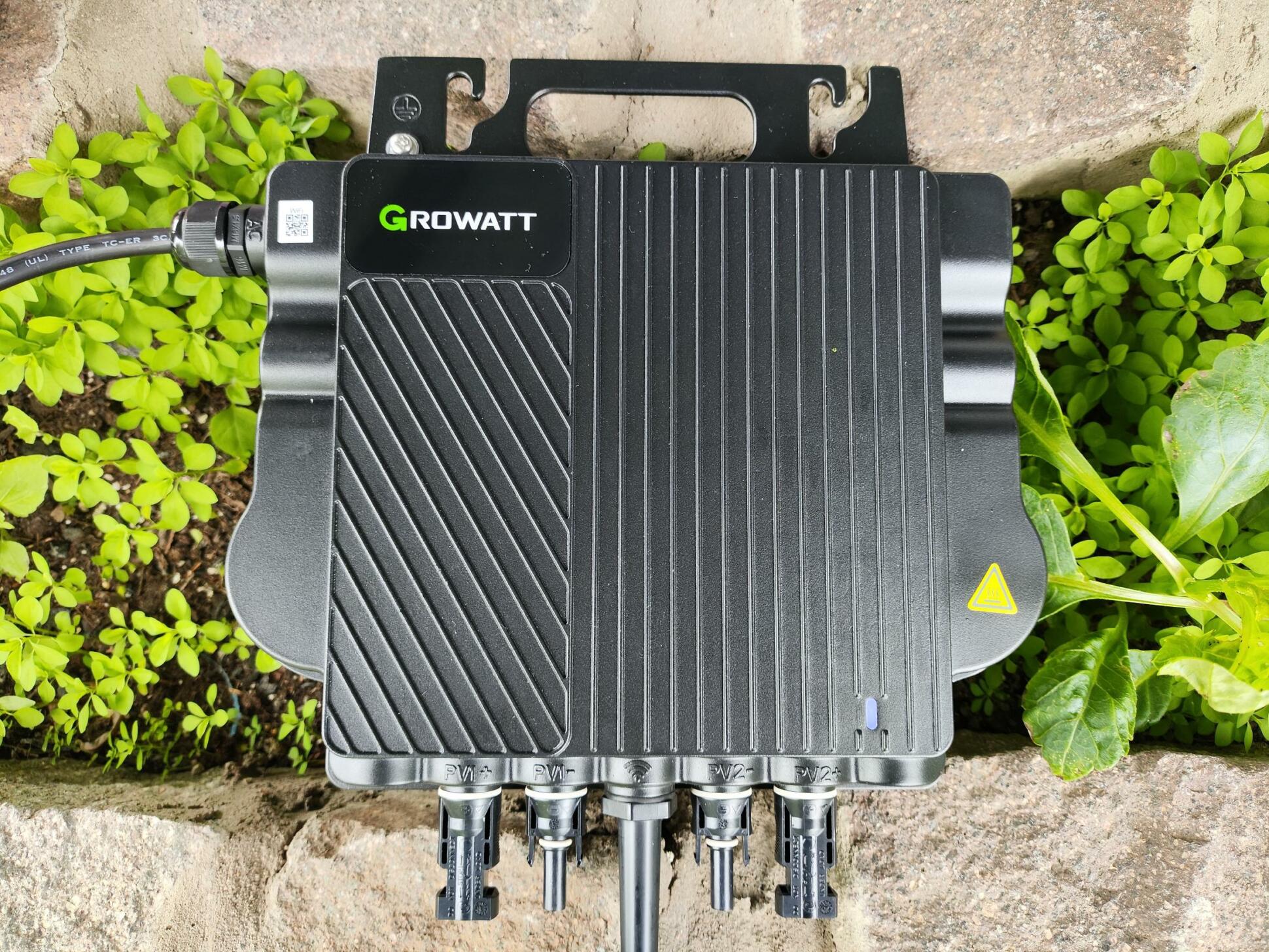 Neo800 Growatt Neo 800M-X im Test - next Gen. Wechselrichter mit 800W