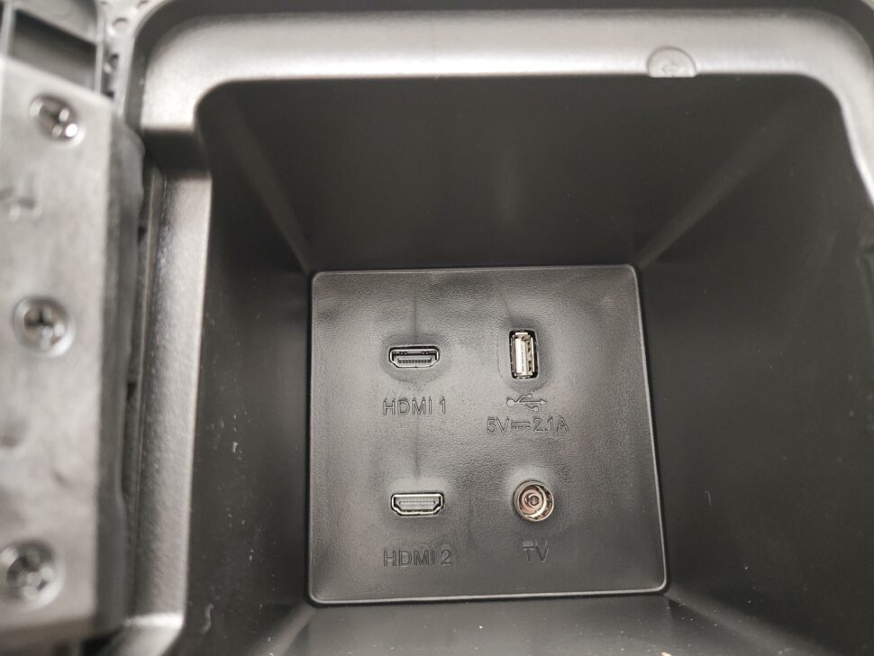 Monster Vmay Bluetooth Lautsprecher Anschluesse 1