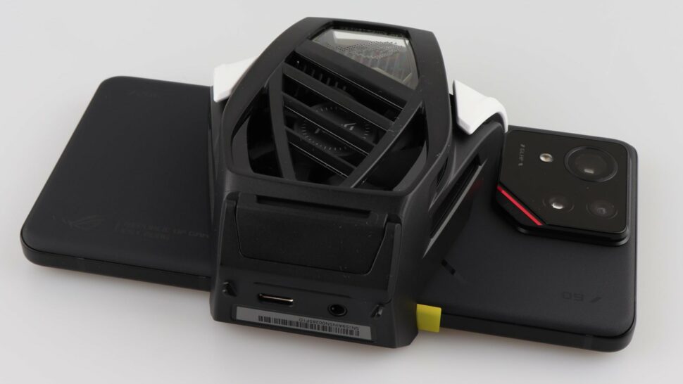 Asus ROG Phone 9 Test Produktbilder Controller 3