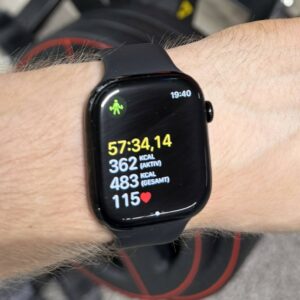 Apple Watch 10 Test Produktbilder Arm 3