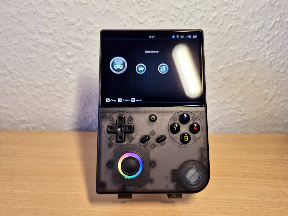 Anbernic RG40XX V Verarbeitung und Anschluesse 16