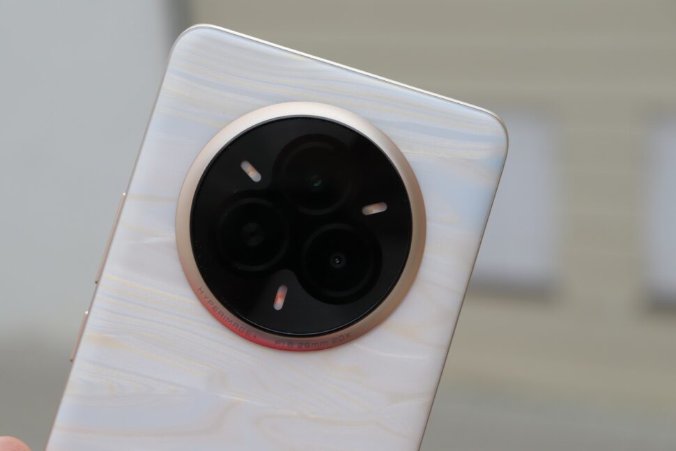 Realme 14 Pro Design 2