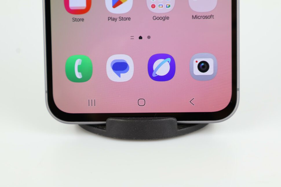 Samsung Galaxy A56 5G Display Raender 3