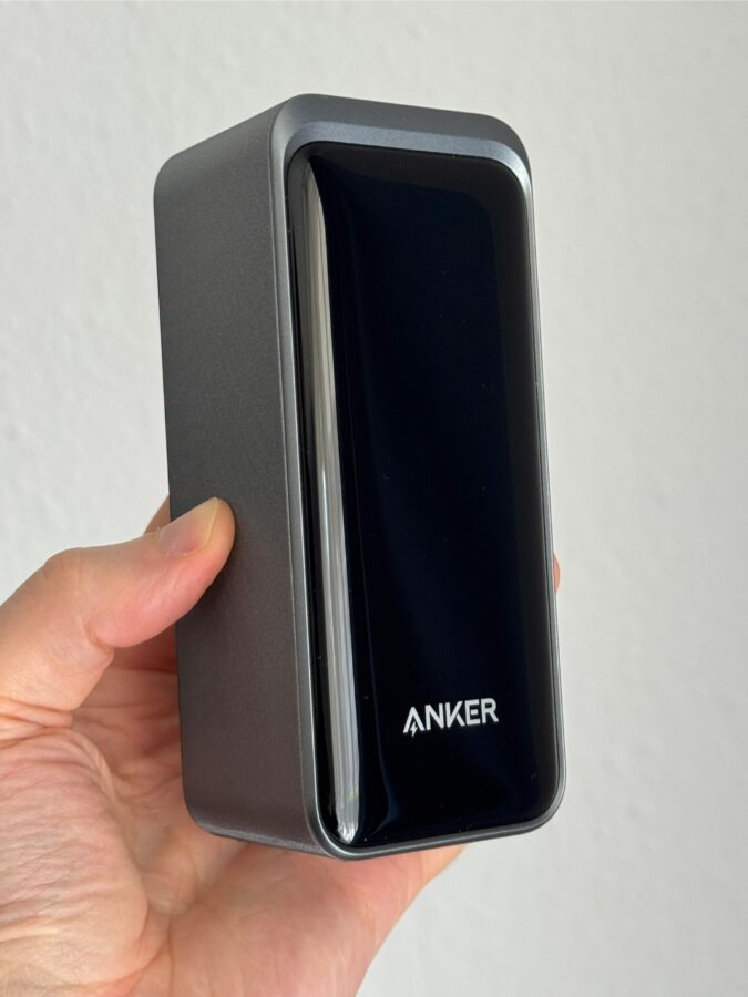 Anker Prime 200W Powerbank Design 1