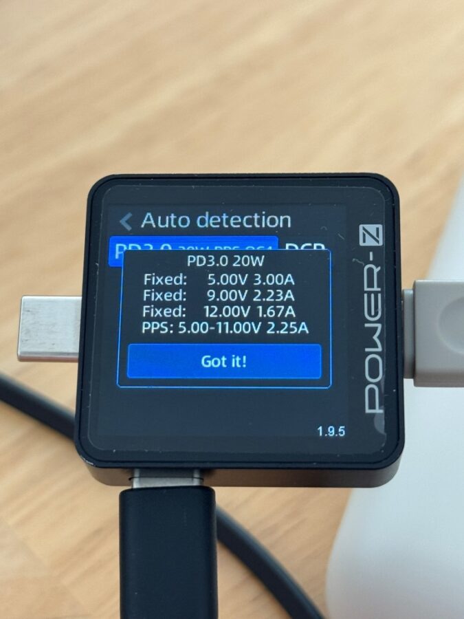 Xiaomi Powerbank 10000 mAh mit Kabel Ladestandards 4