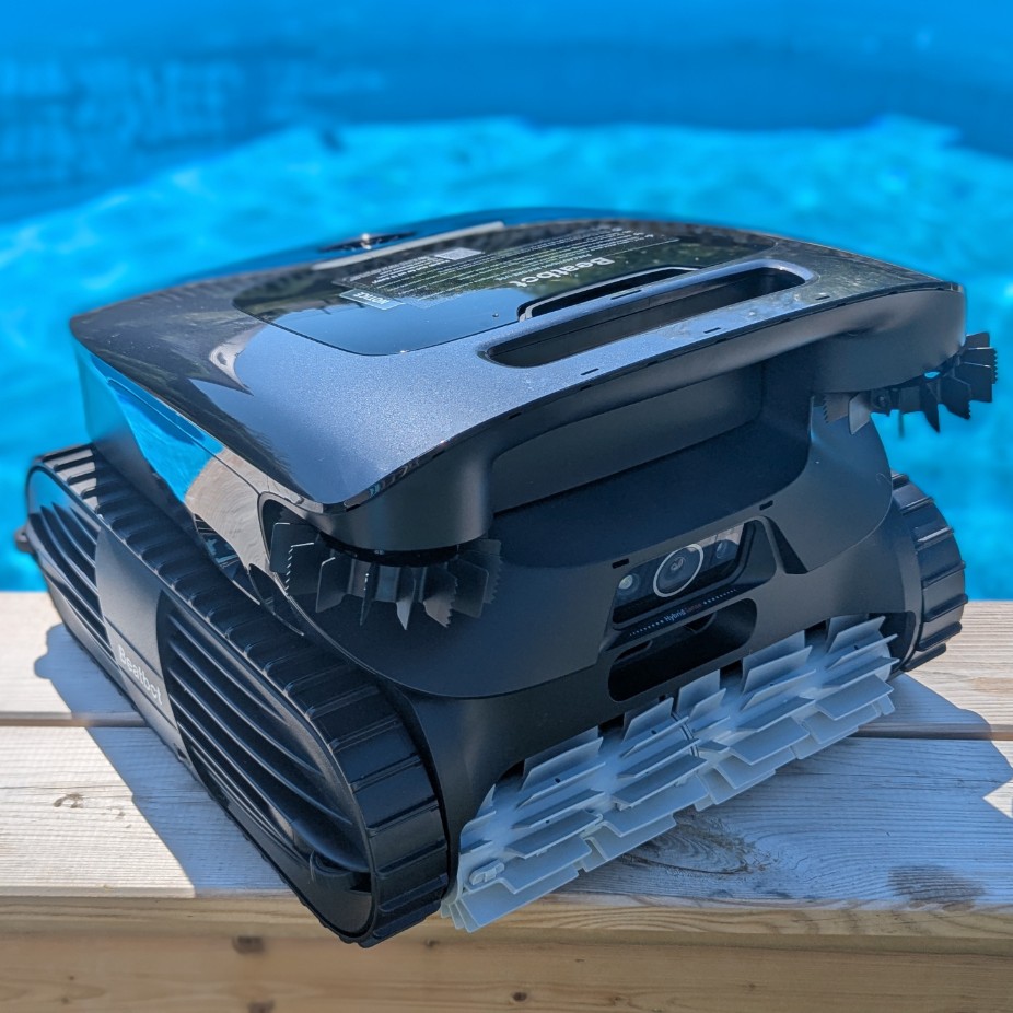 Beatbot-AquaSense-2-Ultra-Poolroboter-im-Test
