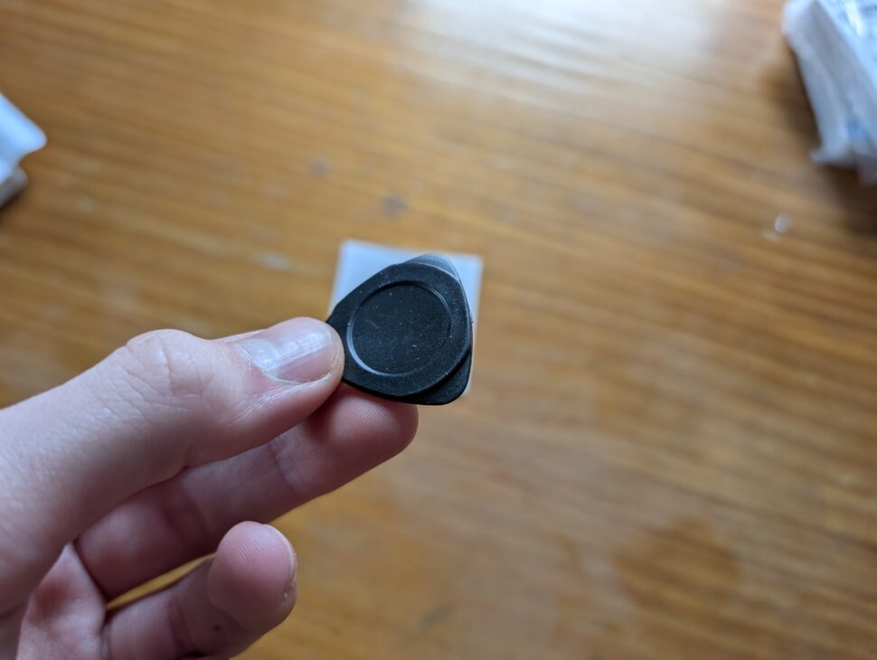 Google Find My Device Tracker von Aliexpress Unboxing 4