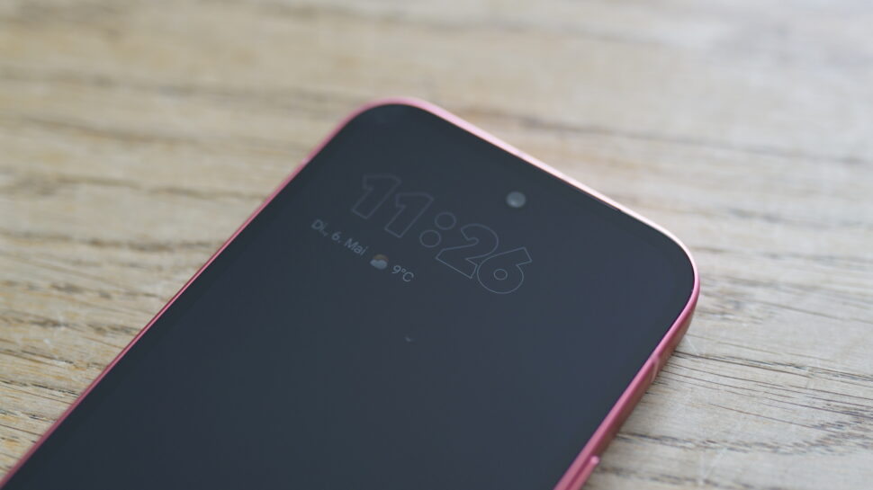 Google Pixel 9a Banner 12