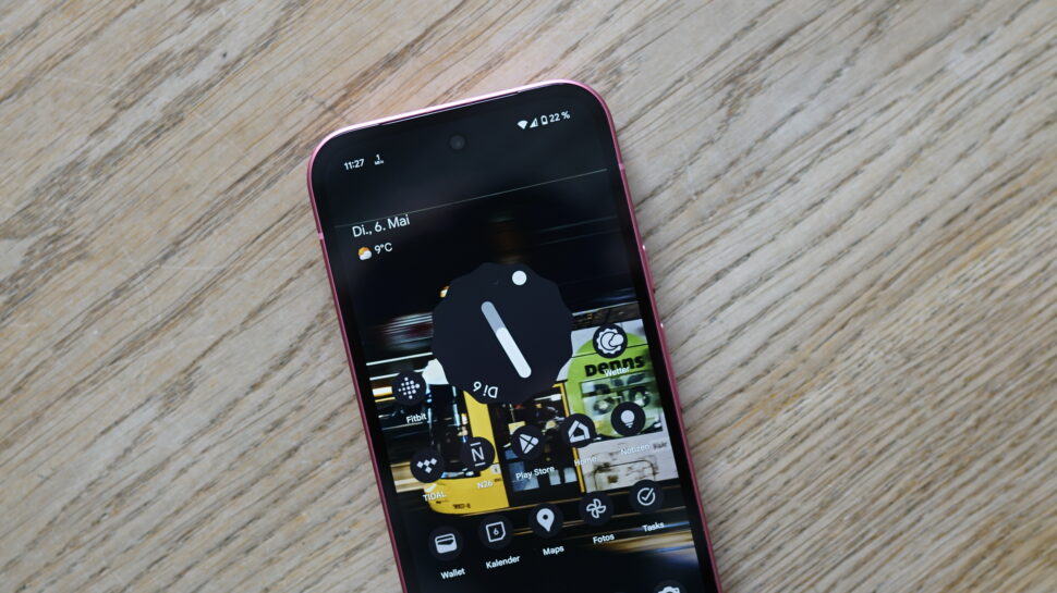 Google Pixel 9a Banner 14