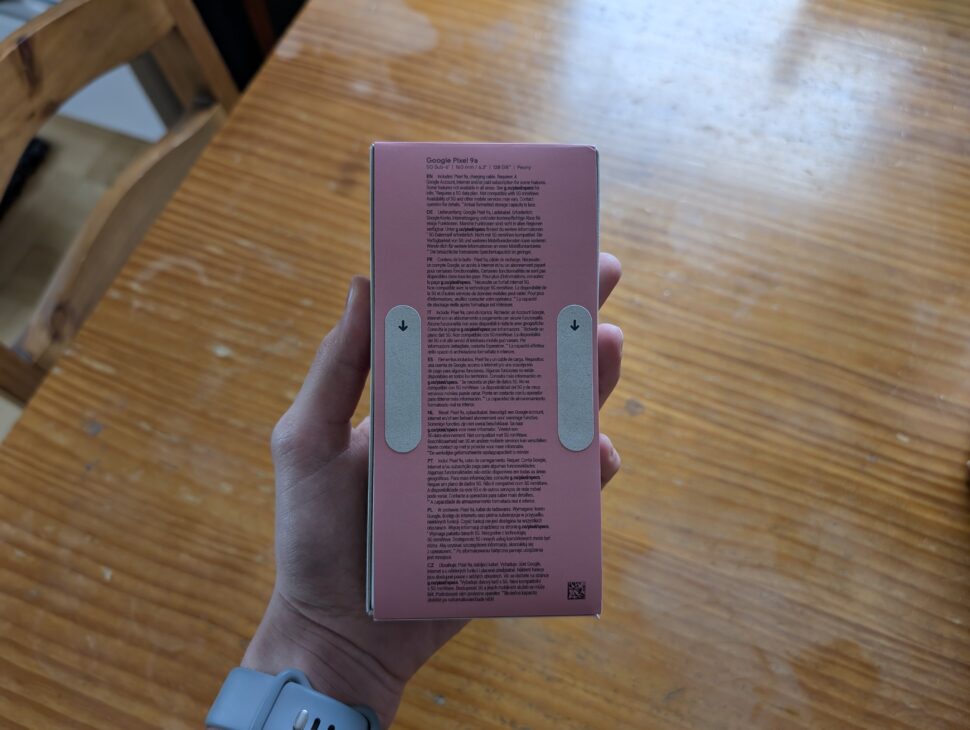 Google Pixel 9a Unboxing 1