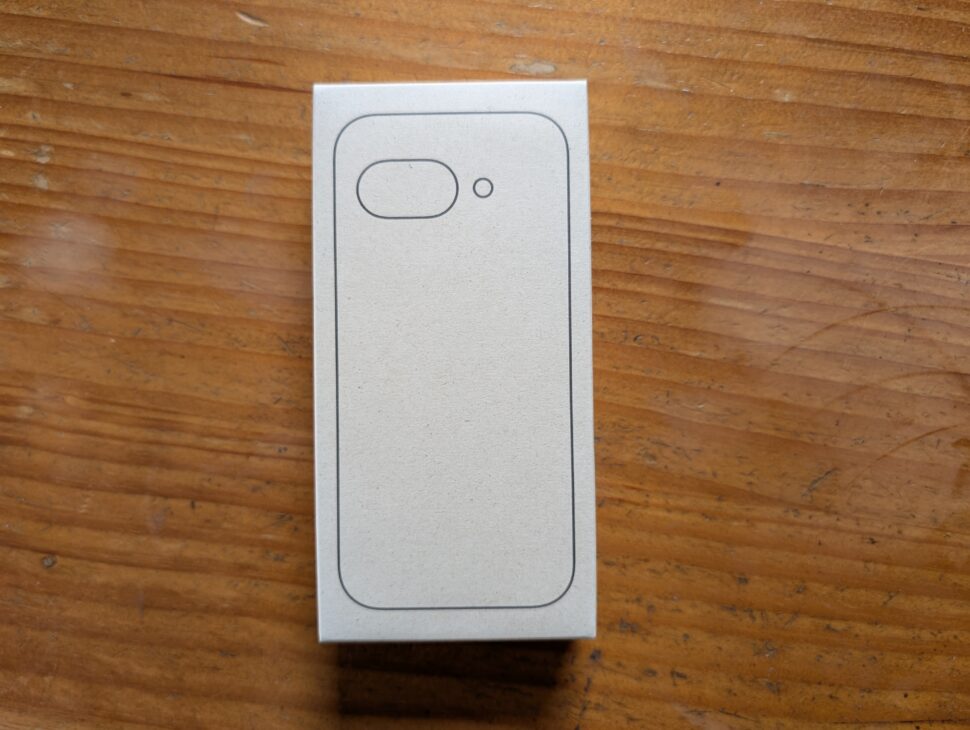 Google Pixel 9a Unboxing 4