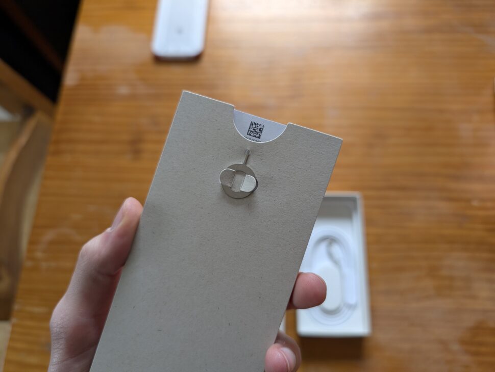 Google Pixel 9a Unboxing 7