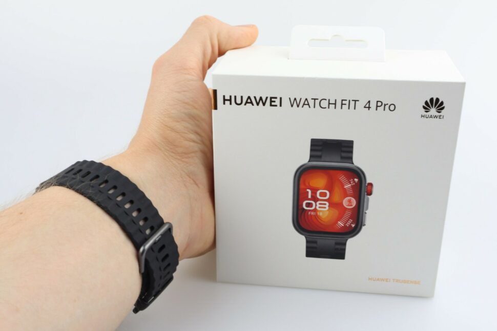 Huawei Watch Fit 4 Pro Test Hand 2