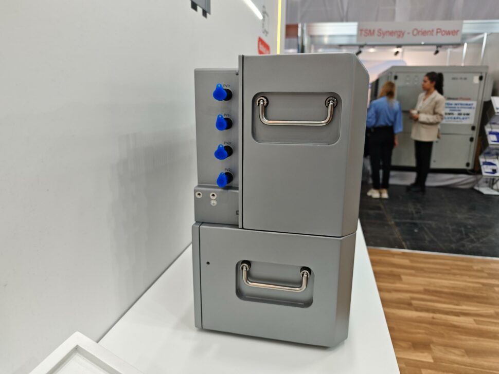 Jackery Intersolar 2025 20