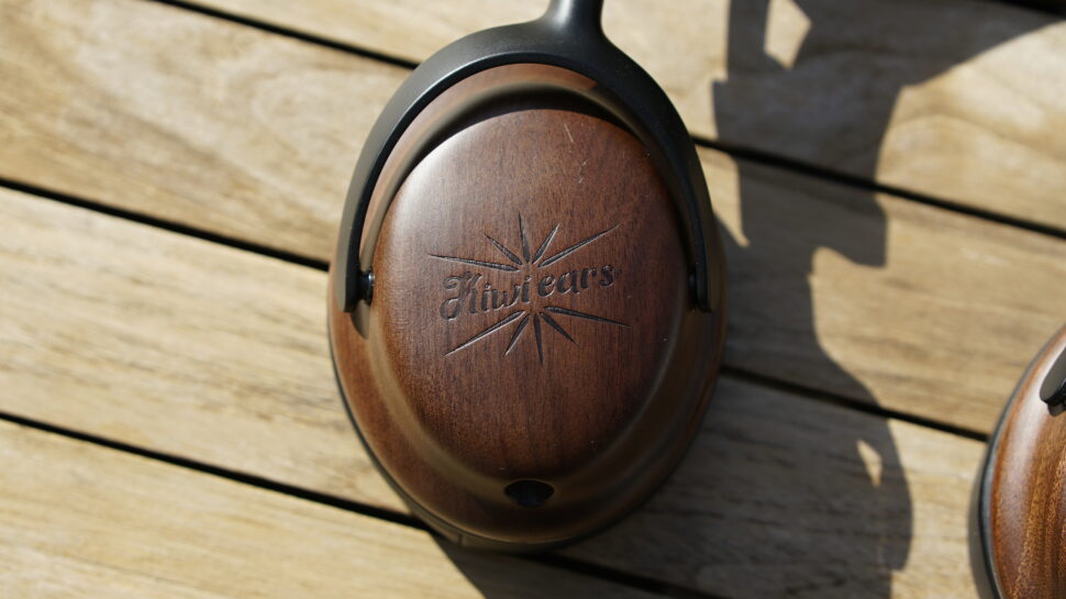 Kiwi Ears Atheia Banner 12