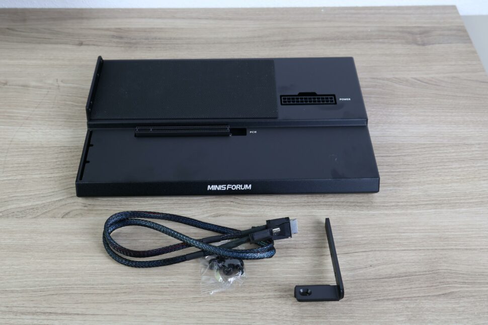 Minisforum DEG1 OCuLink externer Grafikkarten Dock im Test 1