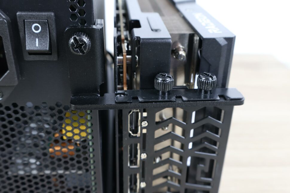 Minisforum DEG1 OCuLink externer Grafikkarten Dock im Test 10
