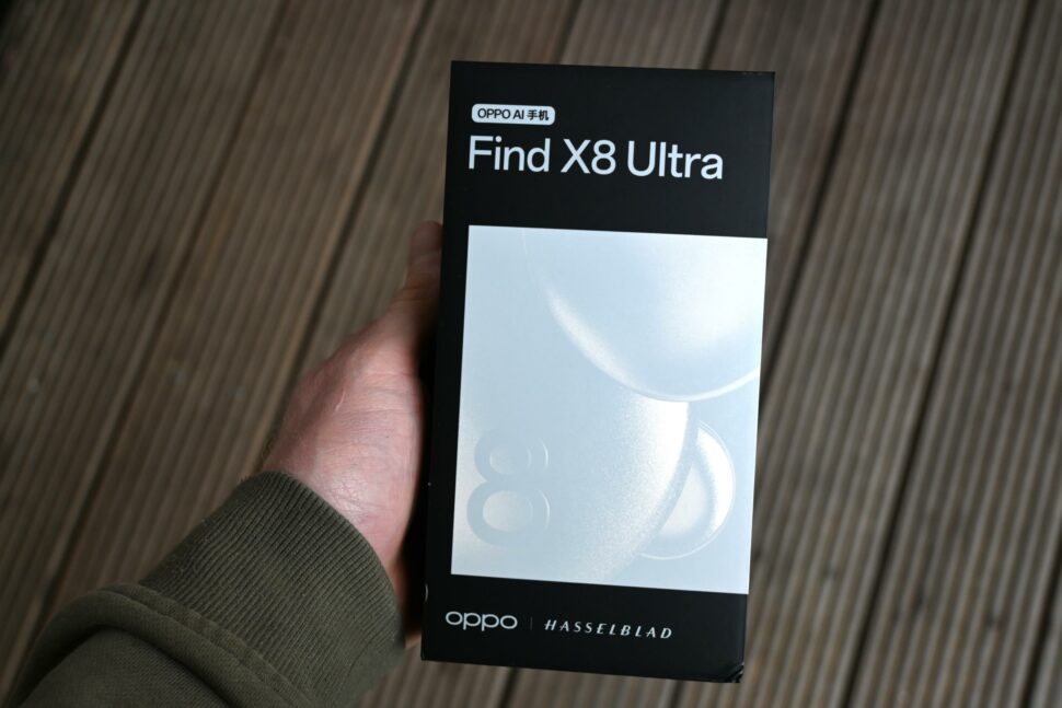 Oppo Find X8 Ultra Test box