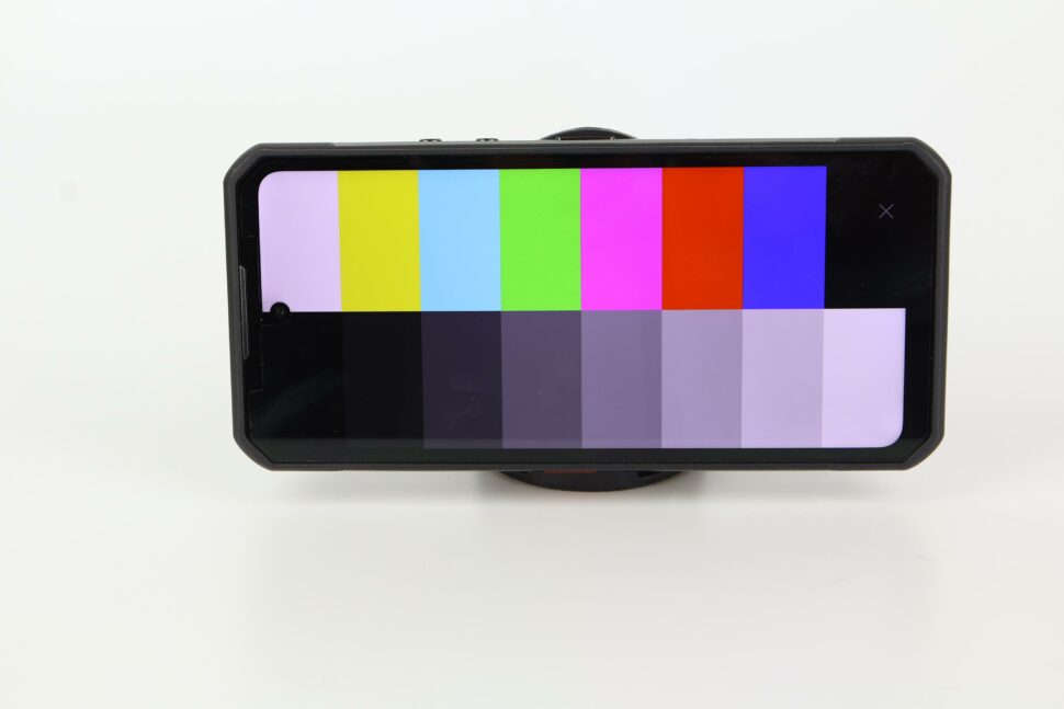 Oukitel WP300 Display Test Raender 3