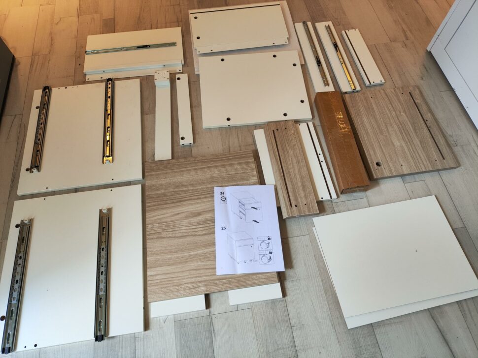 Vernal Aktenschrank Aufbau 2