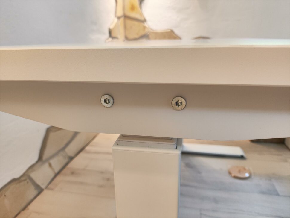 Vernal Schreibtisch Aufbau 10