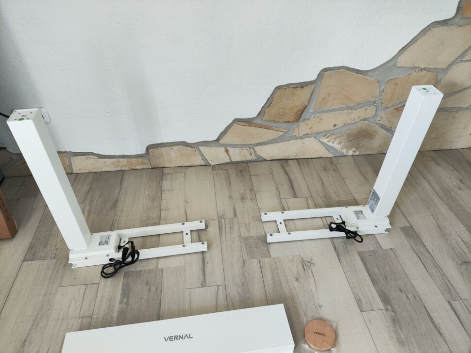 Vernal Schreibtisch Aufbau 4