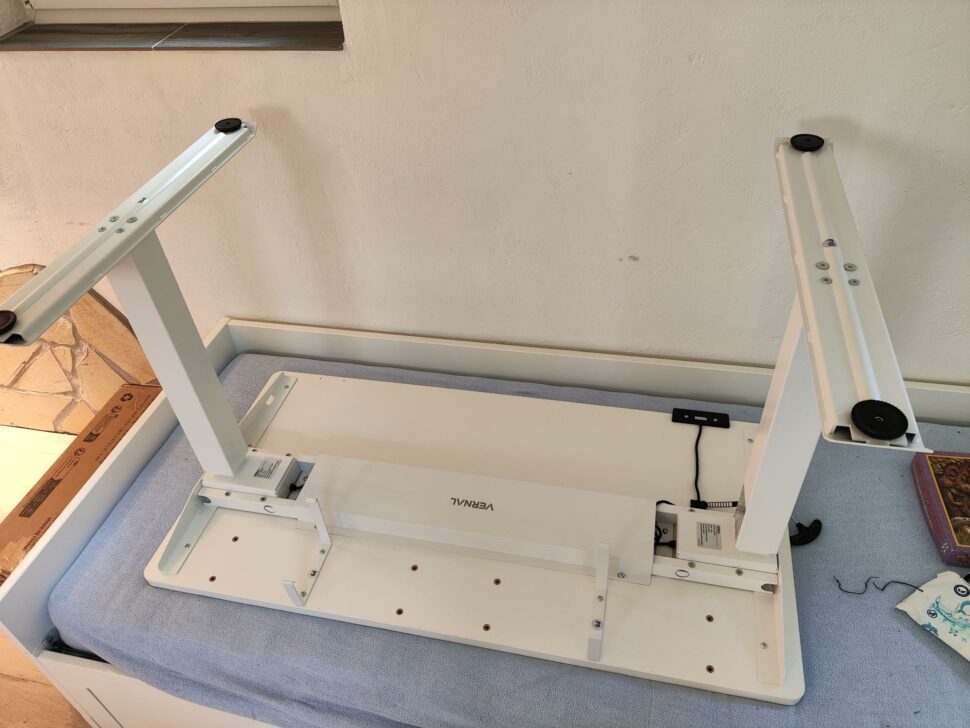 Vernal Schreibtisch Aufbau 7