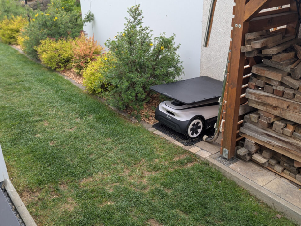 Ecovacs GOAT A1600 RTK 08