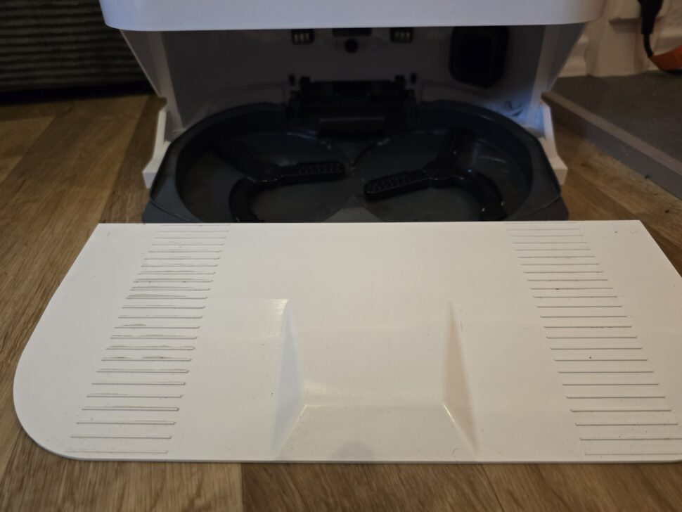 Eureka J15 Pro Ultra Servicestation 1