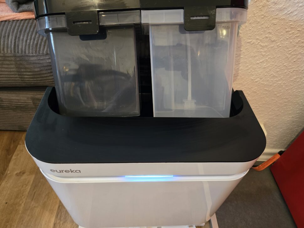 Eureka J15 Pro Ultra Servicestation 5