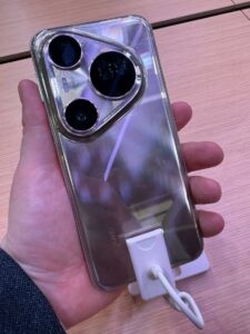 Huawei Pura 80 Ultra MWC 3