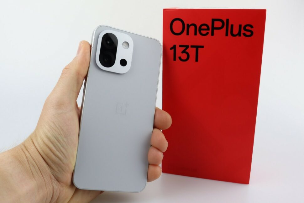 OnePlus 13T Test Head 2
