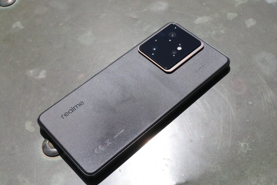 Realme GT 7 Design 3