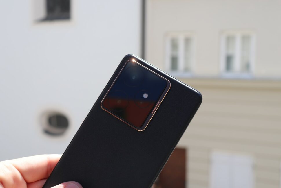 Realme GT 7 Design 4