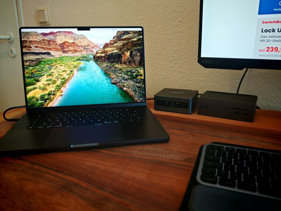 Ugreen Revodok Max 2131 Thunderbolt 5 Dock 24 1