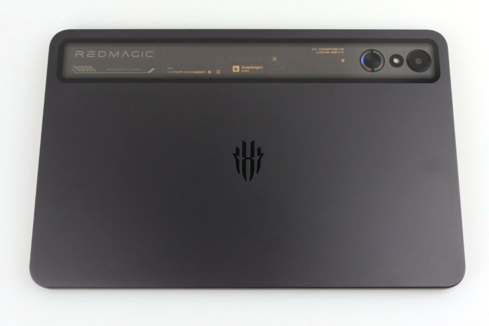 RedMagic Astra Gaming Tablet Test Design