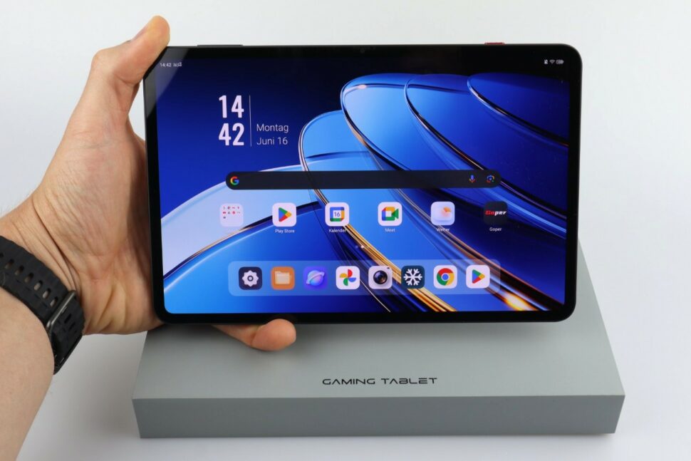RedMagic Astra Gaming Tablet Test Head