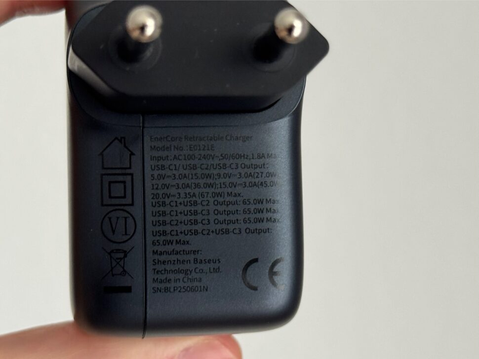 Baseus EnerCore 67W Charger Design 4