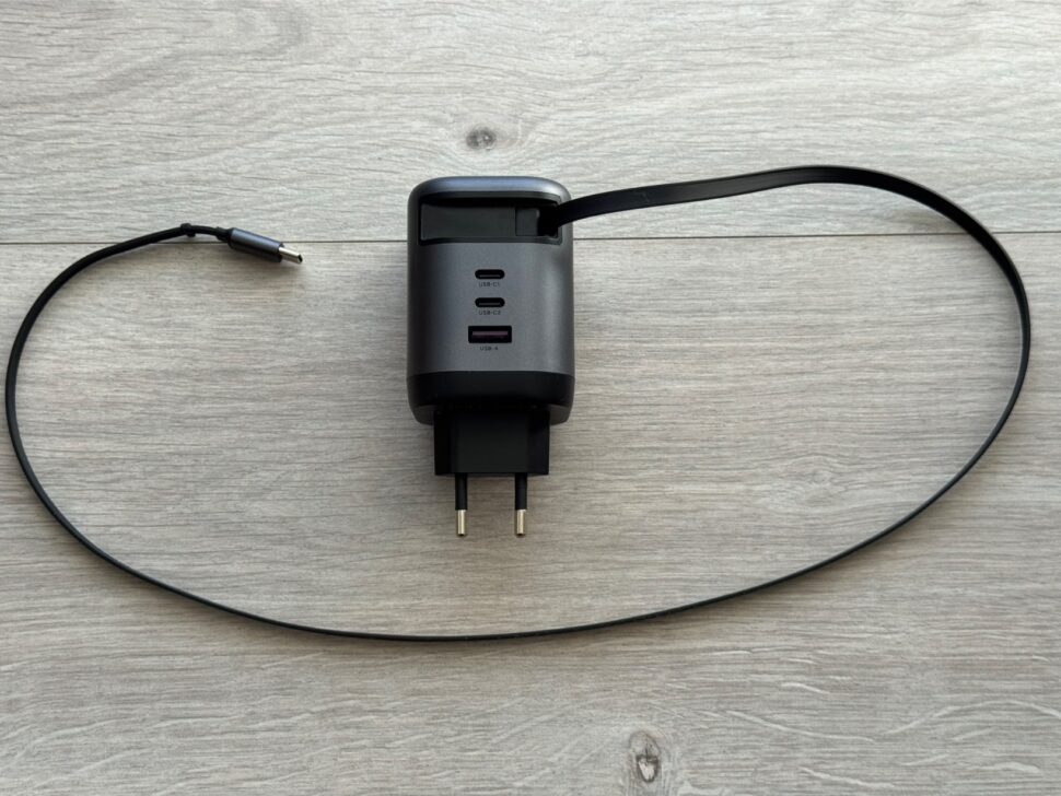 Ugreen 100W Lader mit Kabel Design 5