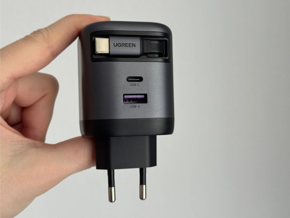 Ugreen 65W Lader mit Kabel Design 1